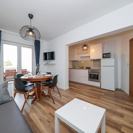 Apartmani Maestral Dobropoljana Екстер'єр фото