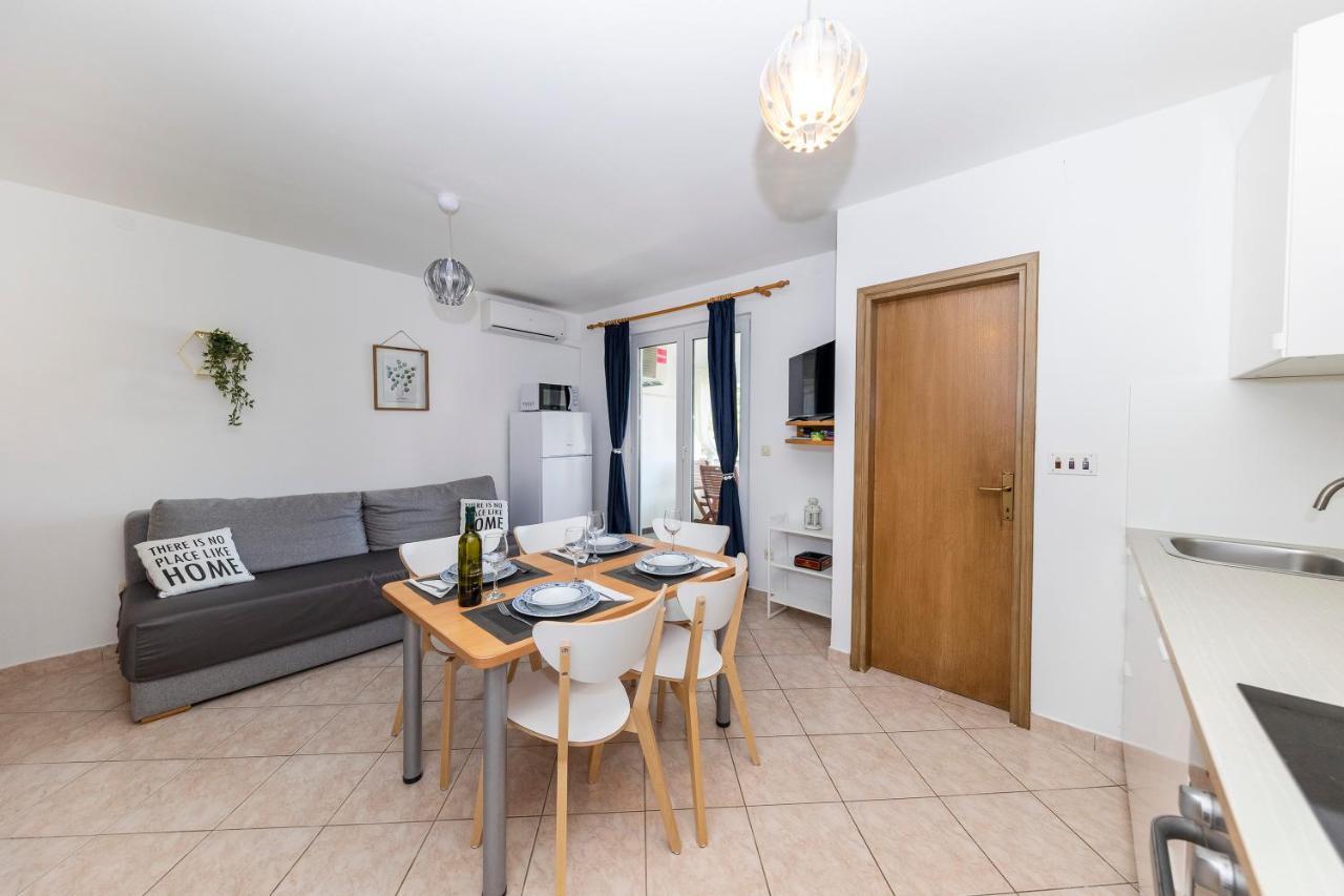 Apartmani Maestral Dobropoljana Екстер'єр фото