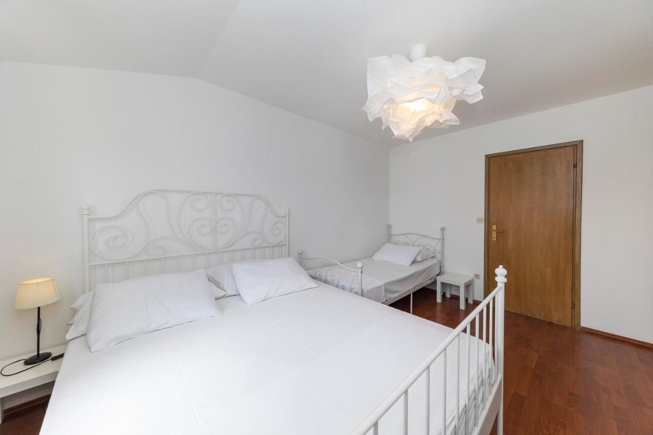 Apartmani Maestral Dobropoljana Екстер'єр фото