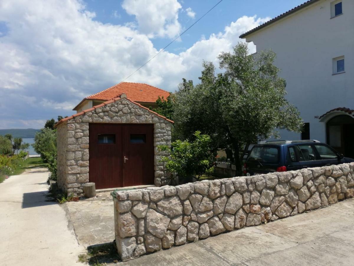 Apartmani Maestral Dobropoljana Екстер'єр фото